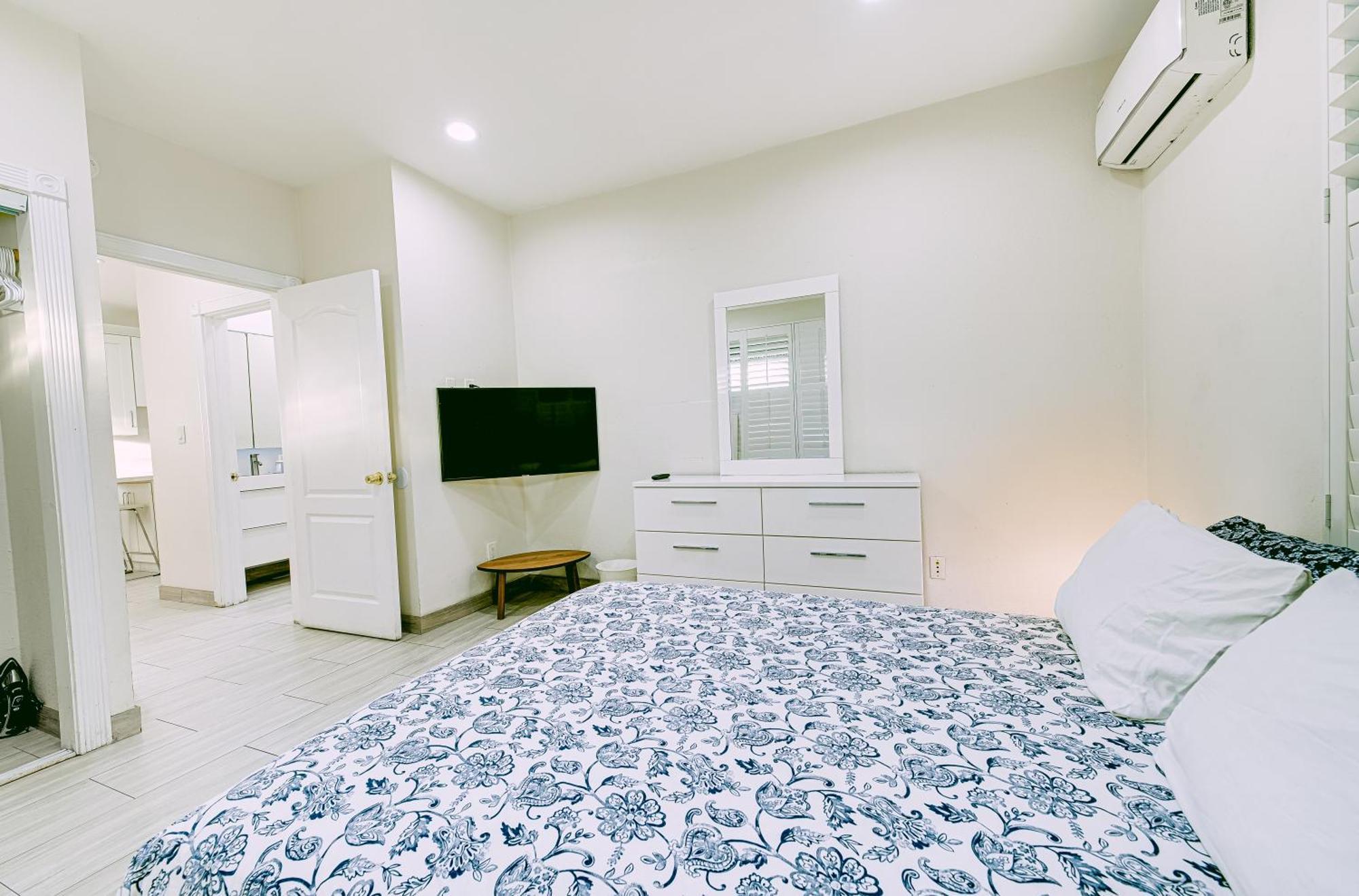 Stylish Modern Home, Ac, Parking & Near Fwys แซนตาแอนา ภายนอก รูปภาพ