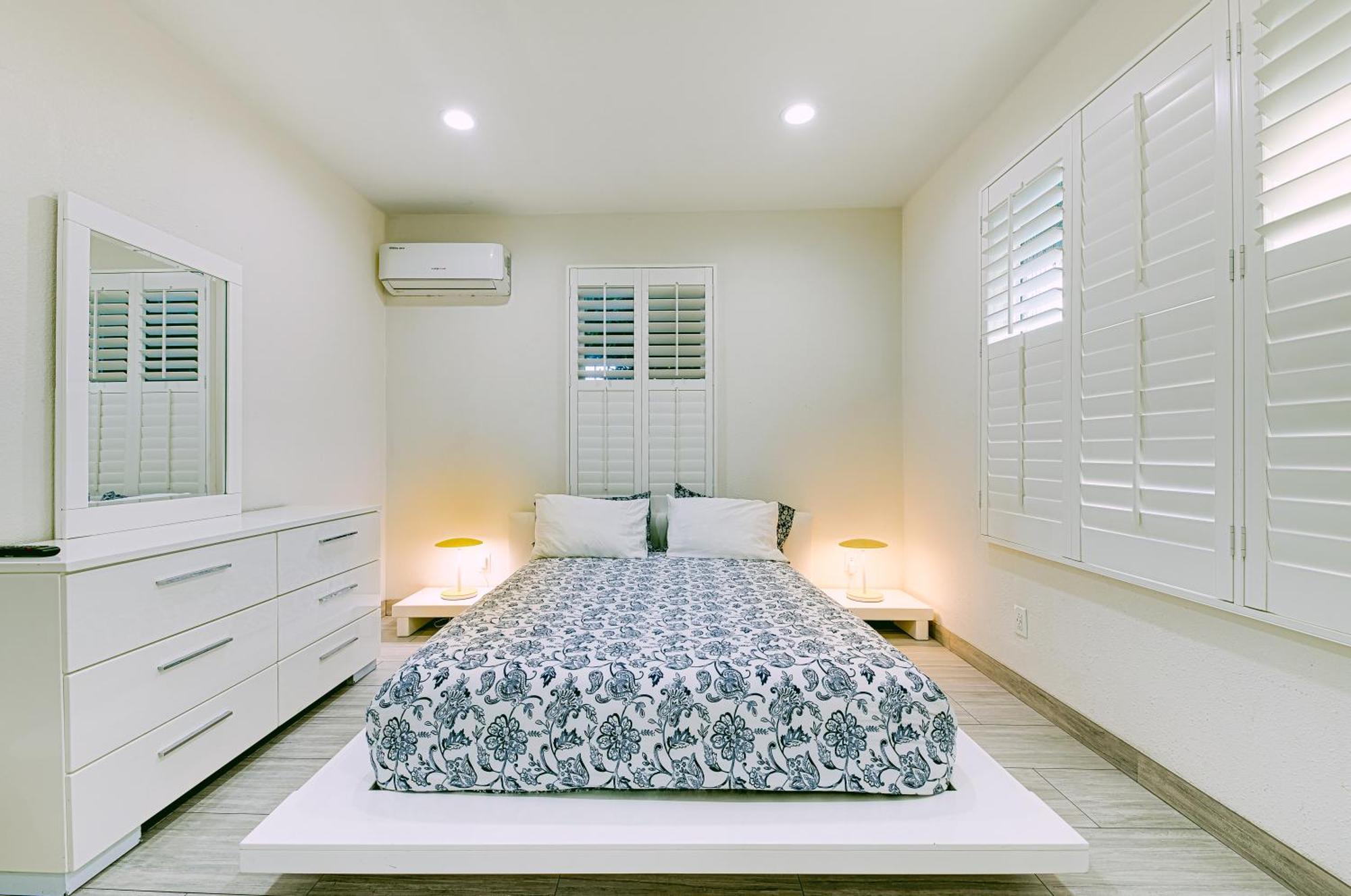 Stylish Modern Home, Ac, Parking & Near Fwys แซนตาแอนา ภายนอก รูปภาพ