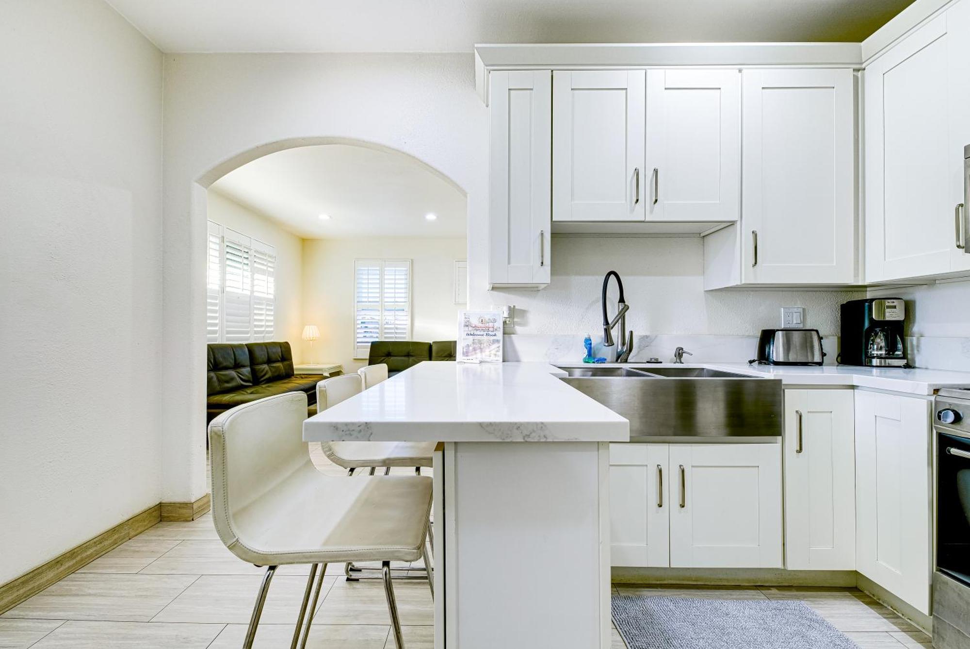 Stylish Modern Home, Ac, Parking & Near Fwys แซนตาแอนา ภายนอก รูปภาพ